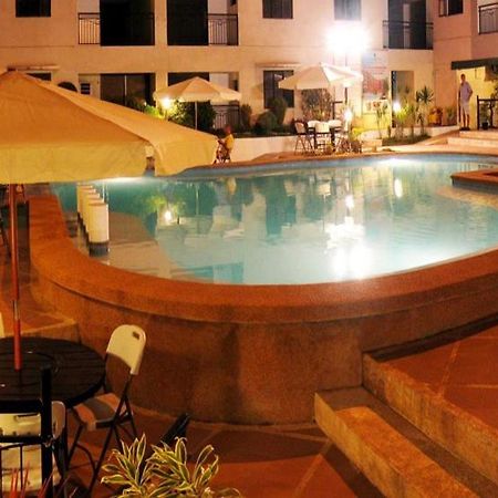 Lancaster Hotel Cebu Lapu-Lapu City Esterno foto