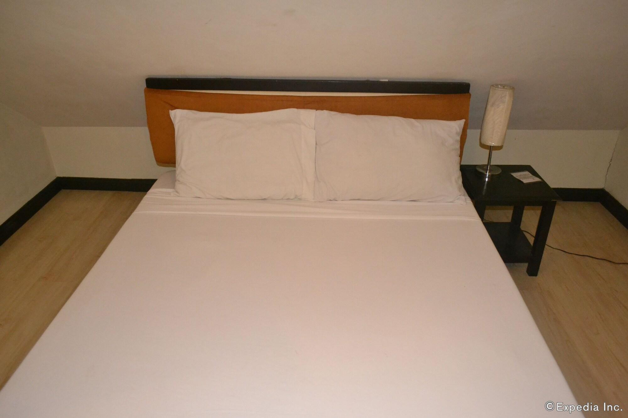 Lancaster Hotel Cebu Lapu-Lapu City Esterno foto