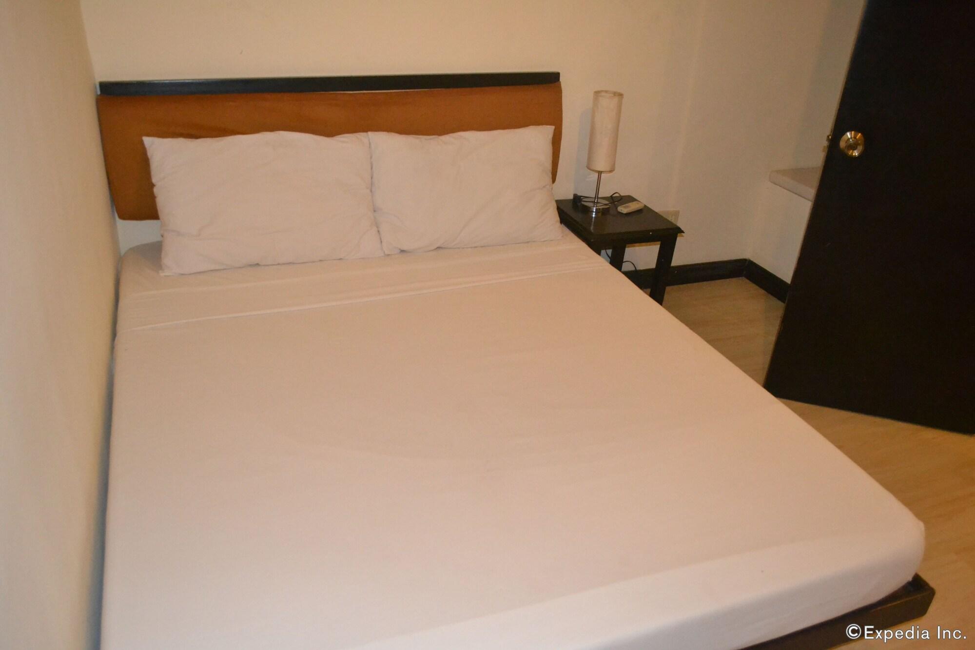 Lancaster Hotel Cebu Lapu-Lapu City Esterno foto