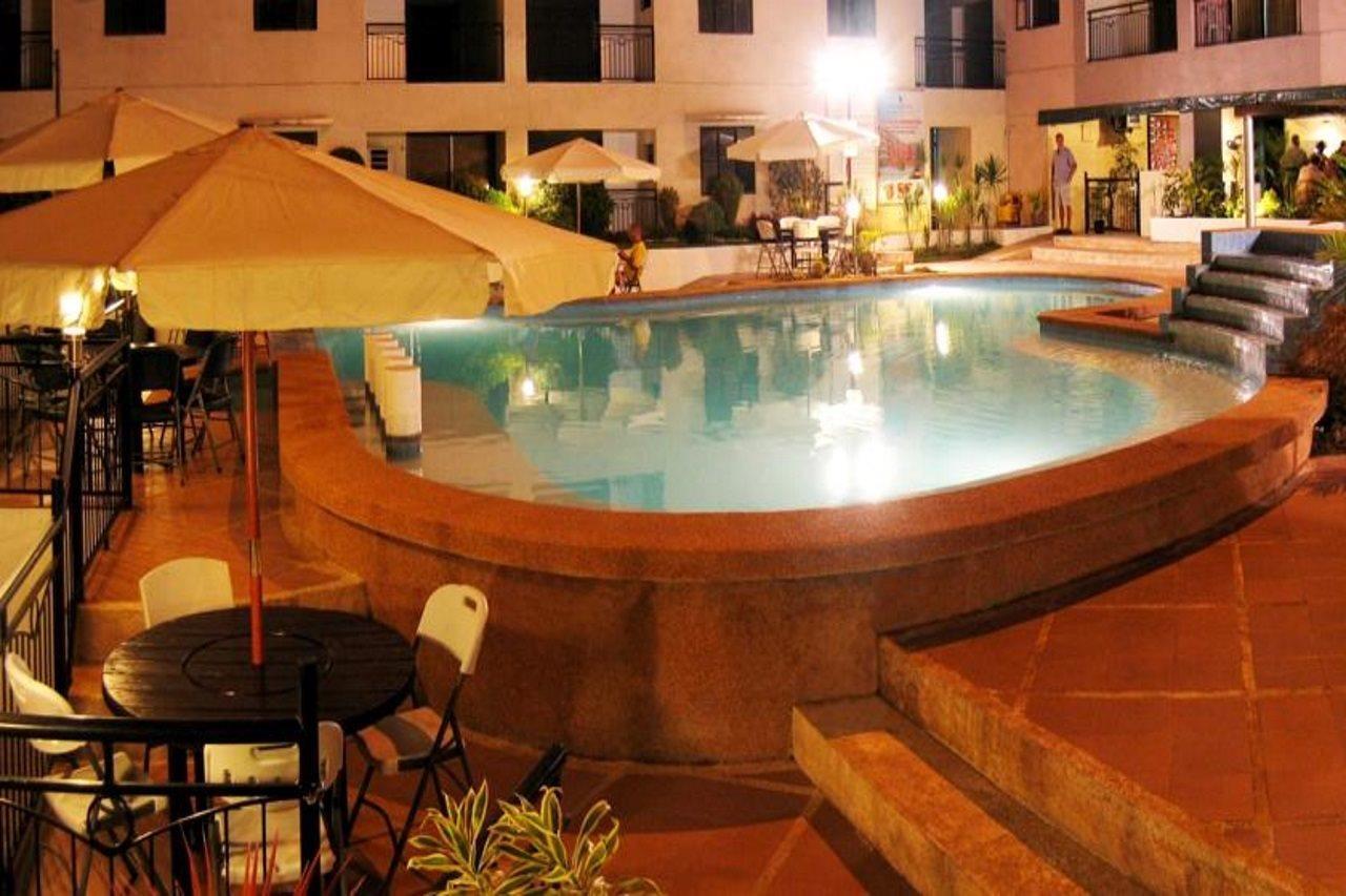 Lancaster Hotel Cebu Lapu-Lapu City Esterno foto