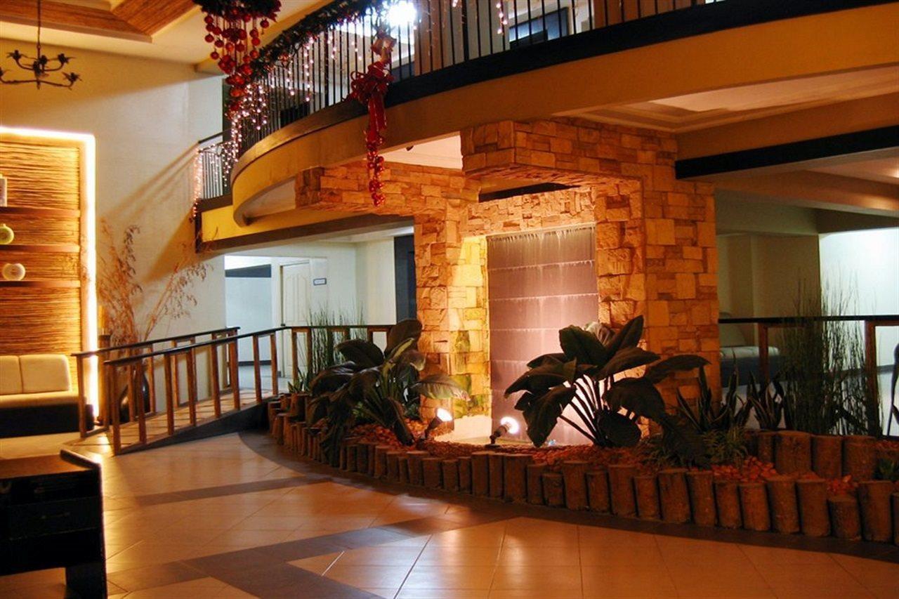 Lancaster Hotel Cebu Lapu-Lapu City Esterno foto