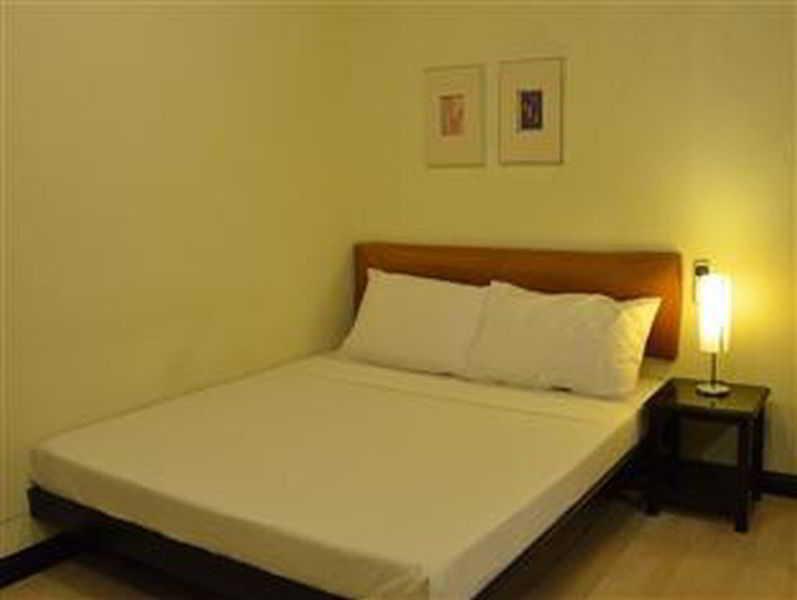 Lancaster Hotel Cebu Lapu-Lapu City Esterno foto