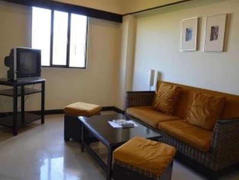 Lancaster Hotel Cebu Lapu-Lapu City Esterno foto