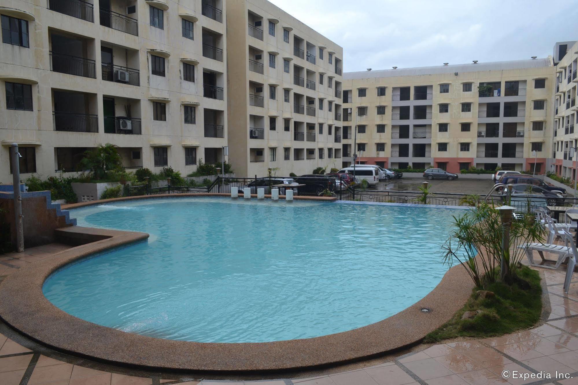 Lancaster Hotel Cebu Lapu-Lapu City Esterno foto
